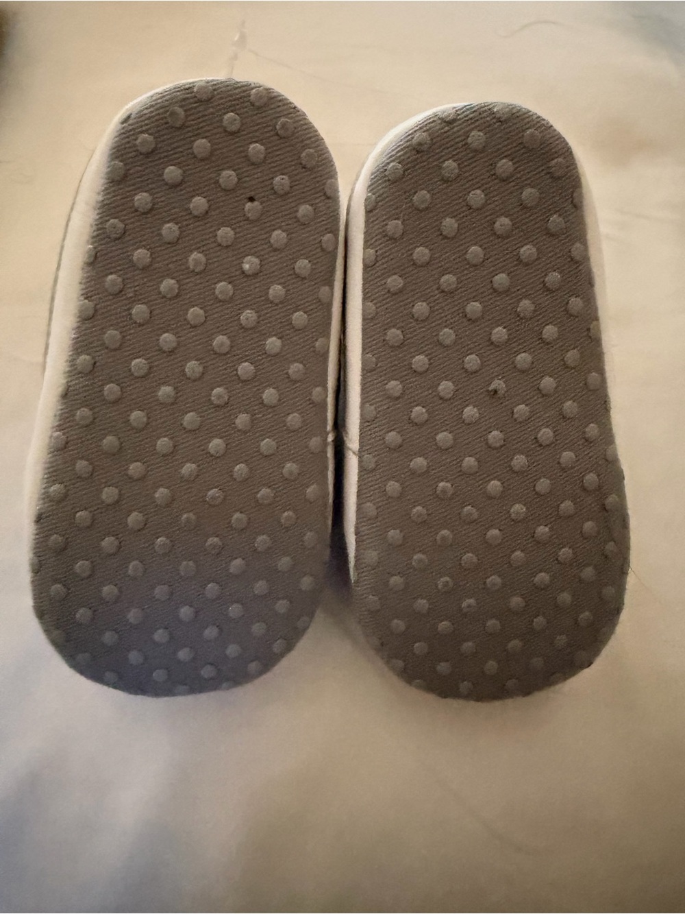 NWOT PatPat Infant Slip Resistant Gray Lace-Up Bootie Sz 2 - Picture 2 of 2